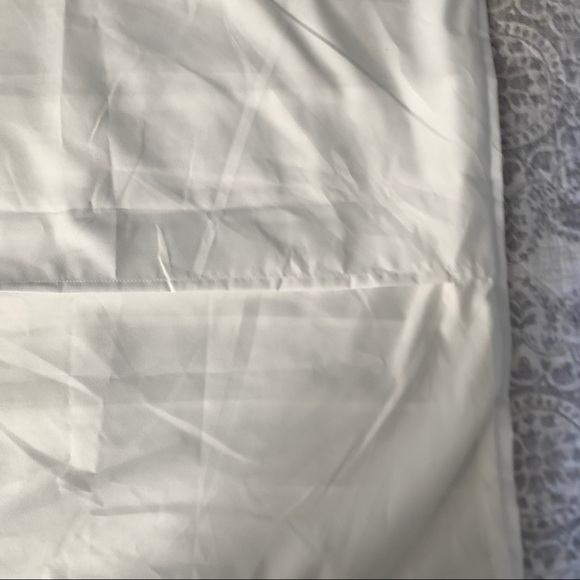 Threshold Bedding Threshold Euro Shams Set Of 2 White 24 Nwot Poshmark